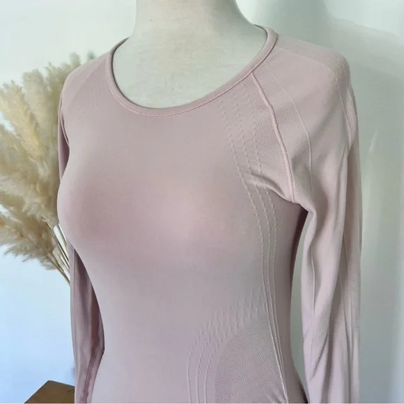 Athleta seamlessLight Pink Long Sleeve Top - Picture 2 of 6